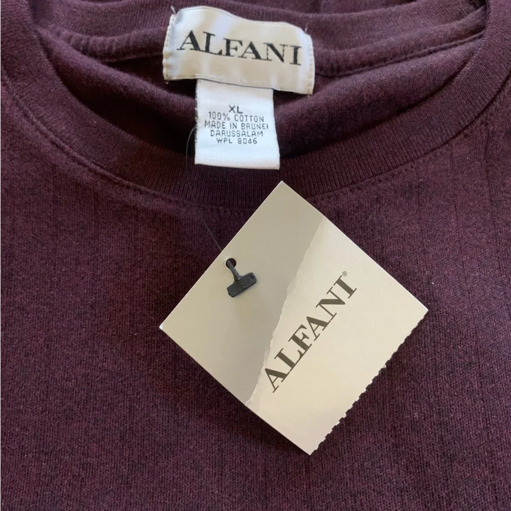 FREE🌟 NWT Alfani Mens Long Sleeve Crewneck Lightweight Sweater Maroon/Wine Red